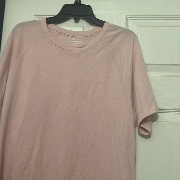 Pink sweater for women,gap brand.Z:L. - Picture 12 of 16